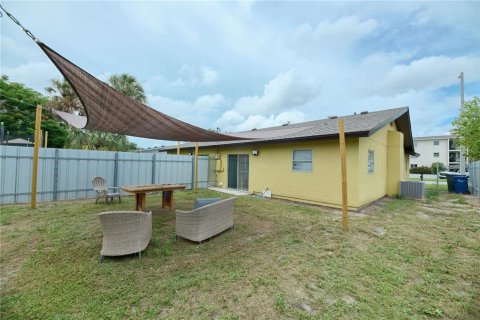 Apartamento en alquiler en Bradenton, Florida, 2 dormitorios, 180.23 m2 № 2203905 - foto 15