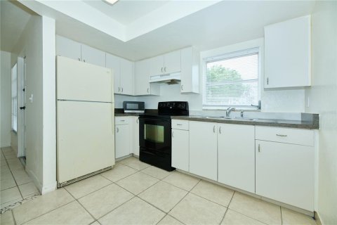 Apartamento en alquiler en Bradenton, Florida, 2 dormitorios, 180.23 m2 № 2203905 - foto 7