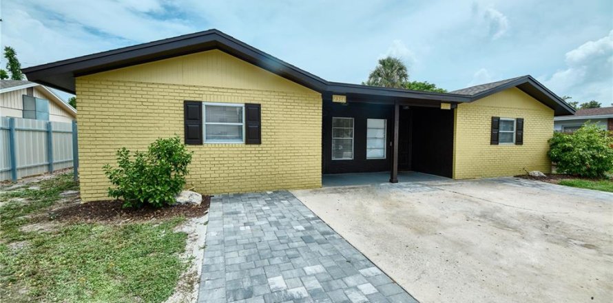Apartamento en Bradenton, Florida 2 dormitorios, 180.23 m2 № 2203905