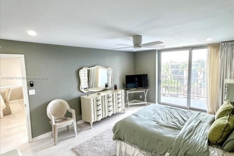 Copropriété à louer à Fort Lauderdale, Floride: 2 chambres, 134.71 m2 № 1960971 - photo 11