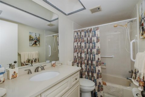 Condominio en venta en Port Richey, Florida, 2 dormitorios, 95.22 m2 № 2150856 - foto 28