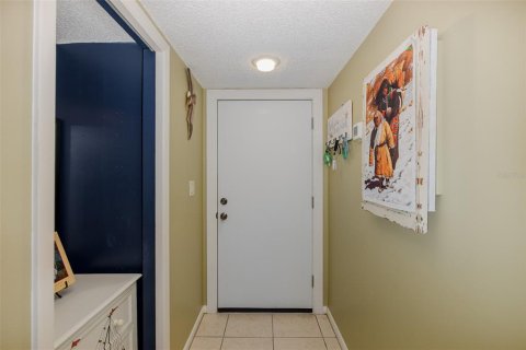 Condominio en venta en Port Richey, Florida, 2 dormitorios, 95.22 m2 № 2150856 - foto 8