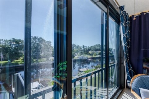 Condominio en venta en Port Richey, Florida, 2 dormitorios, 95.22 m2 № 2150856 - foto 21
