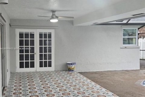 Купить виллу или дом в Майами, Флорида 4 спальни, 290.32м2, № 2085580 - фото 23
