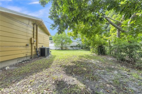 Villa ou maison à vendre à Fort Lauderdale, Floride: 4 chambres, 107.95 m2 № 1949774 - photo 5