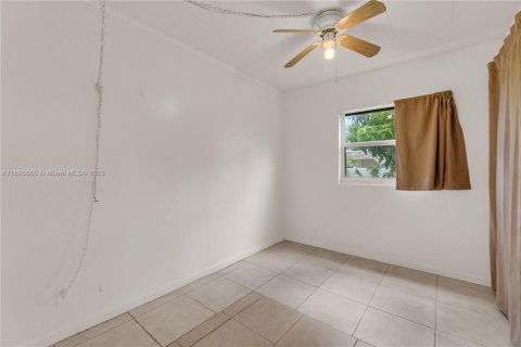 Villa ou maison à vendre à Fort Lauderdale, Floride: 4 chambres, 107.95 m2 № 1949774 - photo 24