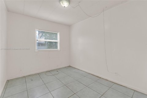 Villa ou maison à vendre à Fort Lauderdale, Floride: 4 chambres, 107.95 m2 № 1949774 - photo 28