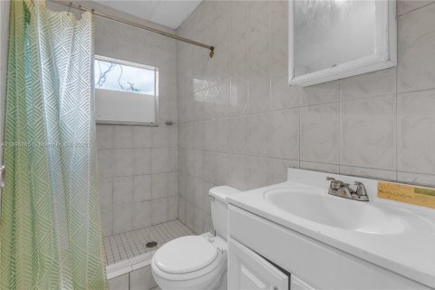 Villa ou maison à vendre à Fort Lauderdale, Floride: 4 chambres, 107.95 m2 № 1949774 - photo 30