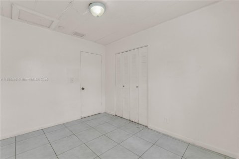 Villa ou maison à vendre à Fort Lauderdale, Floride: 4 chambres, 107.95 m2 № 1949774 - photo 29