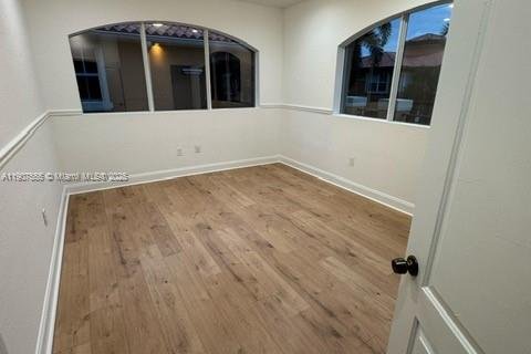 Снять в аренду виллу или дом в Майами, Флорида 4 спальни, 301.28м2, № 2012637 - фото 17