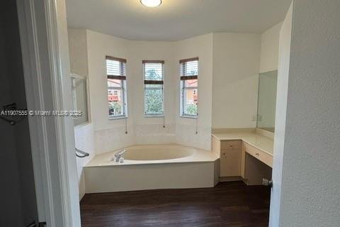 Снять в аренду виллу или дом в Майами, Флорида 4 спальни, 301.28м2, № 2012637 - фото 12