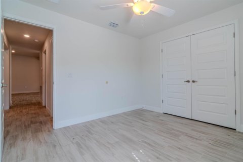 Villa ou maison à vendre à Cape Coral, Floride: 4 chambres, 211.45 m2 № 2147335 - photo 30