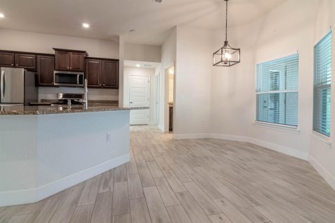 Villa ou maison à vendre à Cape Coral, Floride: 4 chambres, 211.45 m2 № 2147335 - photo 11