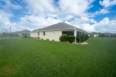 House in The Villages, Florida 3 bedrooms, 178.47 sq.m. № 2368879 - photo 6