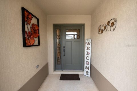 House in The Villages, Florida 3 bedrooms, 178.47 sq.m. № 2368879 - photo 11