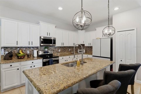 Villa ou maison à vendre à Hudson, Floride: 4 chambres, 238.67 m2 № 2229906 - photo 12