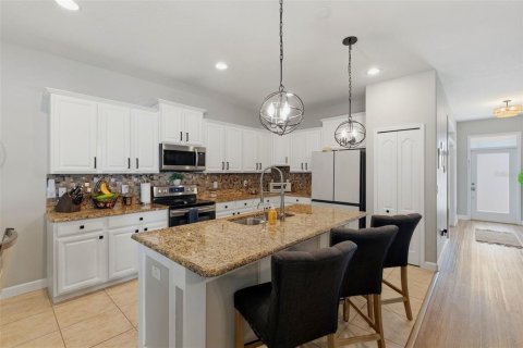 Villa ou maison à vendre à Hudson, Floride: 4 chambres, 238.67 m2 № 2229906 - photo 13