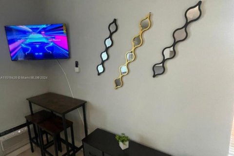 Купить кондоминиум в Майами-Бич, Флорида 27.87м2, № 1959978 - фото 6