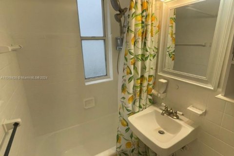 Купить кондоминиум в Майами-Бич, Флорида 27.87м2, № 1959978 - фото 20