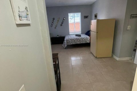 Купить кондоминиум в Майами-Бич, Флорида 27.87м2, № 1959978 - фото 11