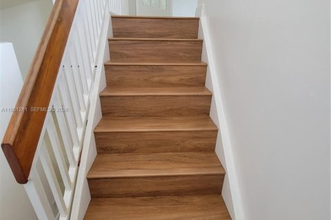 Condo in Coral Springs, Florida, 2 bedrooms  № 2054392 - photo 16