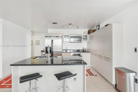 Снять в аренду кондоминиум в Майами, Флорида 2 спальни, 109.62м2, № 2076158 - фото 8