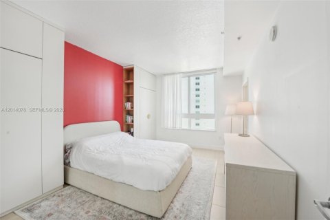 Снять в аренду кондоминиум в Майами, Флорида 2 спальни, 109.62м2, № 2076158 - фото 10