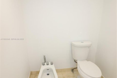 Copropriété à louer à Key Biscayne, Floride: 2 chambres, 142.33 m2 № 1990626 - photo 23