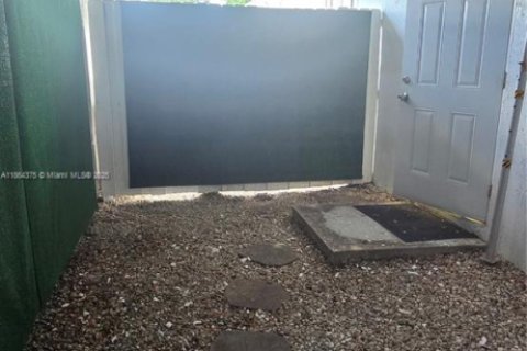 Immobilier commercial à vendre à Hollywood, Floride № 1897640 - photo 20