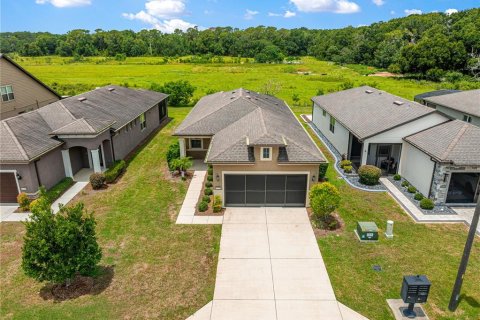 House in Ocala, Florida 2 bedrooms, 137.03 sq.m. № 2224979