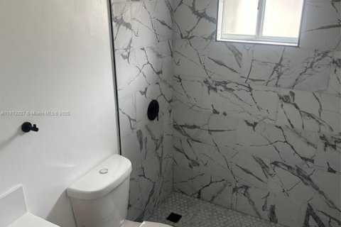 Copropriété à louer à Hialeah, Floride: 2 chambres № 1768143 - photo 14