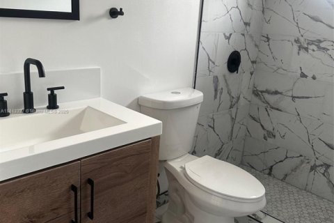 Copropriété à louer à Hialeah, Floride: 2 chambres № 1768143 - photo 19