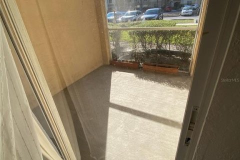 Condo in Altamonte Springs, Florida, 1 bedroom № 2224835 - photo 13