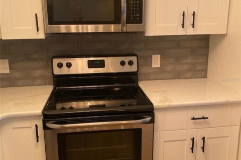 Condo in Altamonte Springs, Florida, 1 bedroom № 2224835 - photo 3