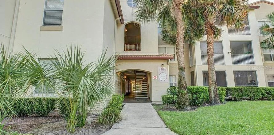 Condo in Altamonte Springs, Florida, 1 bedroom № 2224835