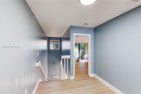 Condominio en venta en Miami, Florida, 4 dormitorios, 156.08 m2 № 2009350 - foto 20