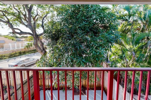 Condominio en venta en Miami, Florida, 4 dormitorios, 156.08 m2 № 2009350 - foto 29