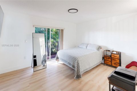 Condominio en venta en Miami, Florida, 4 dormitorios, 156.08 m2 № 2009350 - foto 22