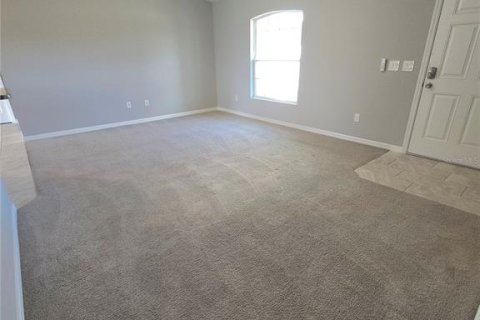 Villa ou maison à louer à Ocala, Floride: 3 chambres, 120.12 m2 № 2418615 - photo 3