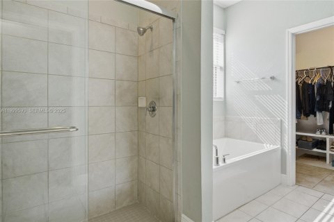 House in Homestead, Florida 4 bedrooms, 167.13 sq.m. № 1990980 - photo 23