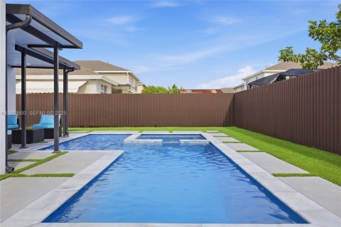 House in Homestead, Florida 4 bedrooms, 167.13 sq.m. № 1990980 - photo 10