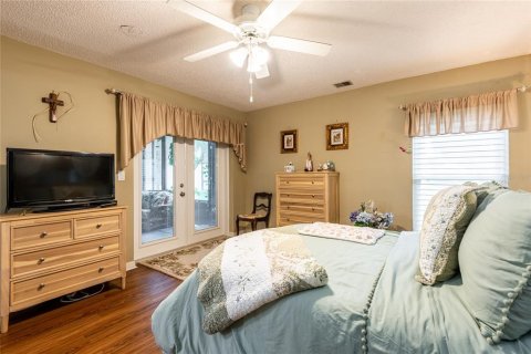 Condo in Palm Harbor, Florida, 2 bedrooms  № 1873019 - photo 16