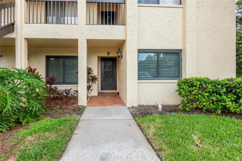 Condo in Palm Harbor, Florida, 2 bedrooms  № 1873019 - photo 2