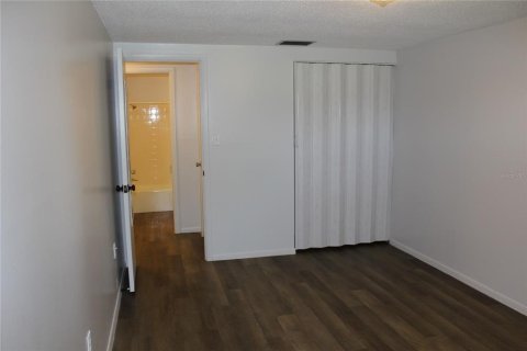 Immobilier commercial à vendre à Punta Gorda, Floride: 3 chambres, 148.46 m2 № 2141884 - photo 9
