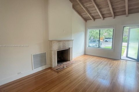 Villa ou maison à vendre à Miami, Floride: 3 chambres, 141.21 m2 № 1925298 - photo 3