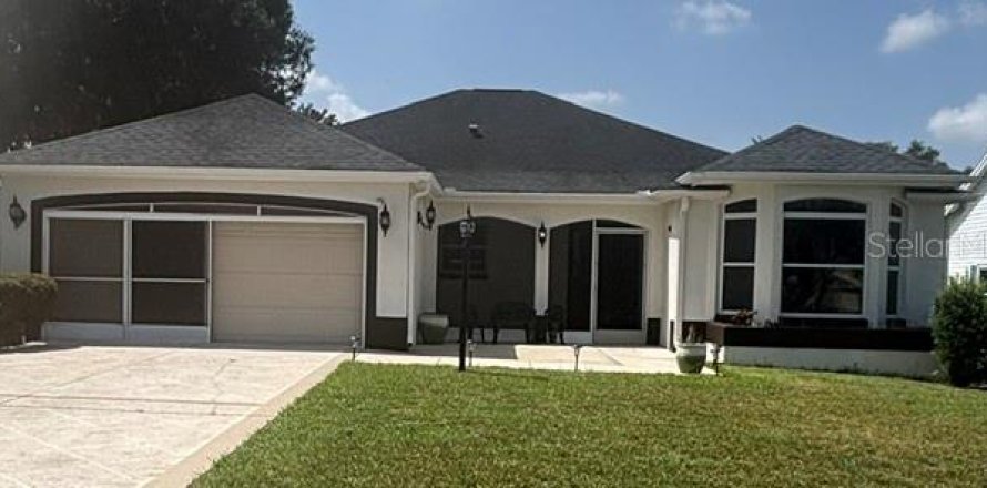 Casa en Lady Lake, Florida 3 dormitorios, 183.57 m2 № 2149494