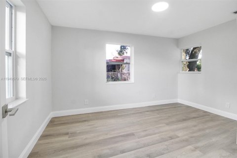 Casa en venta en Lauderhill, Florida, 4 dormitorios, 164.16 m2 № 1997865 - foto 21