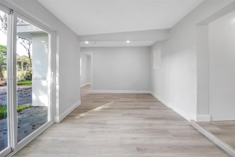 Casa en venta en Lauderhill, Florida, 4 dormitorios, 164.16 m2 № 1997865 - foto 22