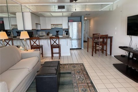 Condominio en venta en Port Charlotte, Florida, 1 dormitorio, 57.23 m2 № 1850293 - foto 6