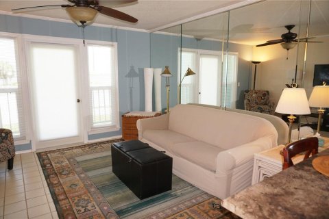 Condominio en venta en Port Charlotte, Florida, 1 dormitorio, 57.23 m2 № 1850293 - foto 5